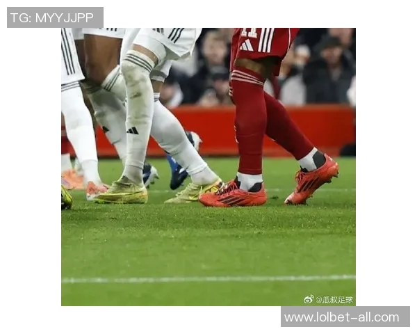 中超激战利物浦大胜皇马红牌事件引发全场热议精彩集锦回顾